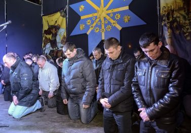 Riot Police Get On Their Knees To Beg For Forgiveness For Taking Part In Ukraine Crackdown