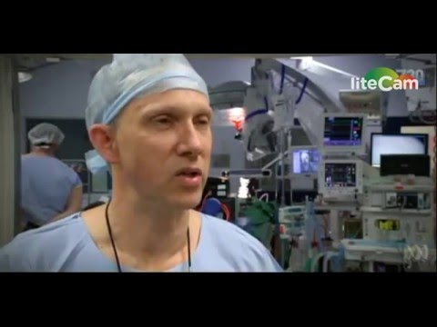 Australian surgeon inserts 3D-printed vertebrae in world-first