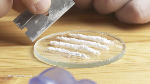 Cocaine-Razor-Blade-Drugs