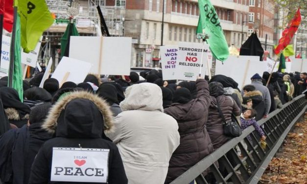 Hundreds of Muslims marching against terrorism in London ignored by media