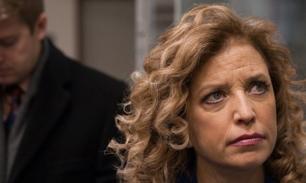 Wasserman Schultz announced she will resign in aftermath of email controversy