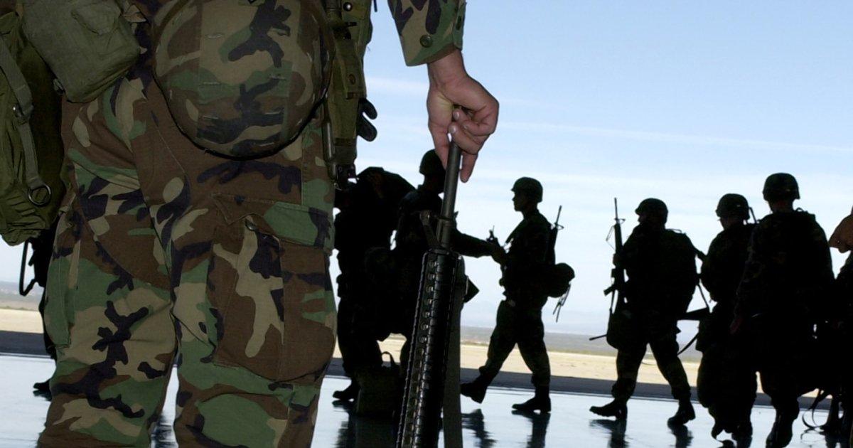 US Iraq War Veterans Being Forced To Repay Enlistment Bonus