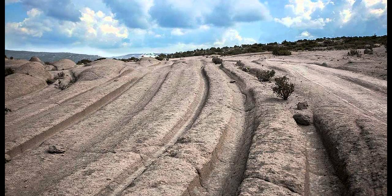12 Million-Year-Old Vehicle Tracks Found Claims Geologist !