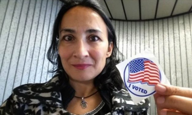 Female Muslim Immigrant Votes Trump, Exposes Democrat Media Dishonesty