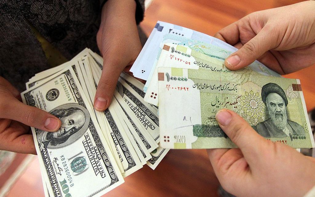 Iran To Drop US Dollar In Response To Trump’s Travel Ban