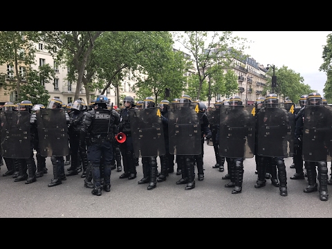 VIDEO: Major Protest and Clashes At Anti Macron Protest In Paris