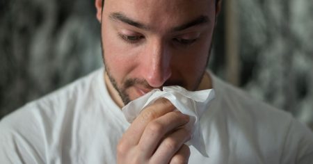 Exposure to Common Colds Might Help You Fight COVID-19, Studies Show
