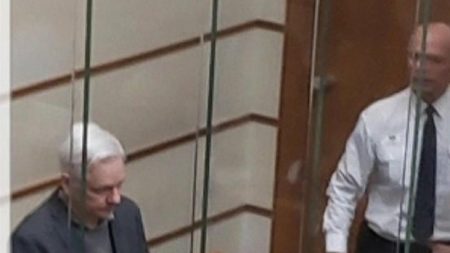 “Courtroom at Risk”: Assange Trial Abruptly Halted After US Attorney Exposed to COVID-19