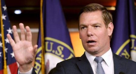 Russiagate Fanatic Caught Associating With Chinese Spy, Claims Left-Leaning Axios Report is Trump Disinfo