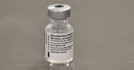 ER Nurse Tests Positive for SARS-CoV-2 a Week After Being Vaccinated