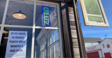 California Restaurant Owner Tacks on $5 Fee for Customers Who Refuse to Remove Masks