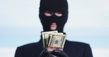 Half of the Pandemic’s Unemployment Money May Have Been Stolen: Axios