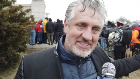 Del Bigtree and WeAreChange at the March Against Mandates