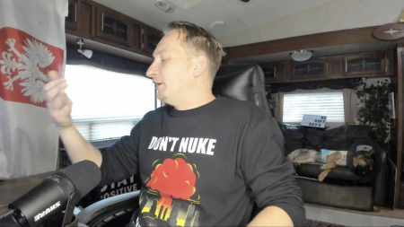 Go Scream Inside Of A Grocery Store NOW